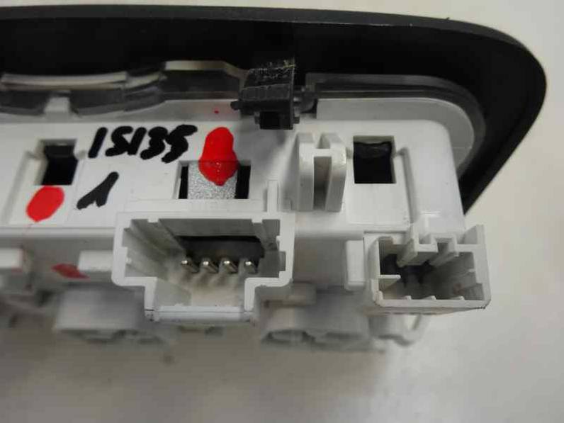 LUZ INTERIOR CITROEN DS4 2012 1.6 HDI FAP (112 CV)