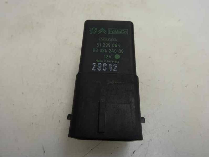 CAJA PRECALENTAMIENTO CITROEN DS4 2012 1.6 HDI FAP (112 CV)