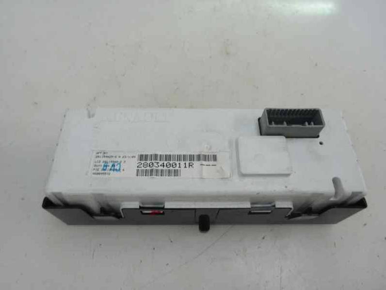 PANTALLA MULTIFUNCION RENAULT MEGANE III BERLINA 5 P 2009 1.5 DCI D (106 CV)