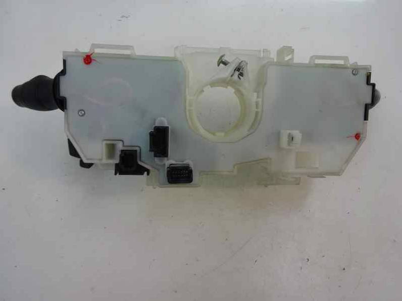 MANDO MULTIFUNCION RENAULT MEGANE III BERLINA 5 P 2009 1.5 DCI D (106 CV)