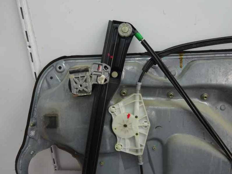 ELEVALUNAS DELANTERO IZQUIERDO VOLKSWAGEN GOLF IV BERLINA 2002 1.9 TDI (110 CV)