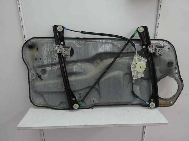 ELEVALUNAS DELANTERO DERECHO VOLKSWAGEN GOLF IV BERLINA 2002 1.9 TDI (110 CV)