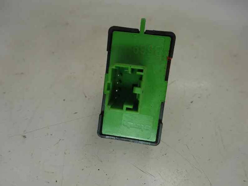 MANDO ELEVALUNAS DELANTERO DERECHO FIAT TIPO II SEDAN 2020 1.3 16V M-JET (95 CV)