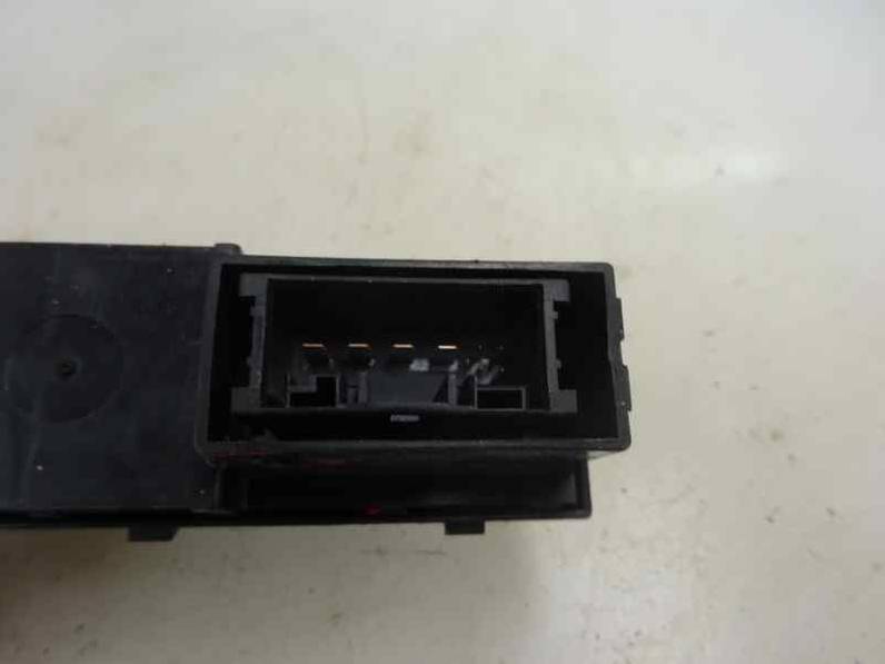 MANDO ELEVALUNAS TRASERO DERECHO FIAT TIPO II SEDAN 2020 1.3 16V M-JET (95 CV)