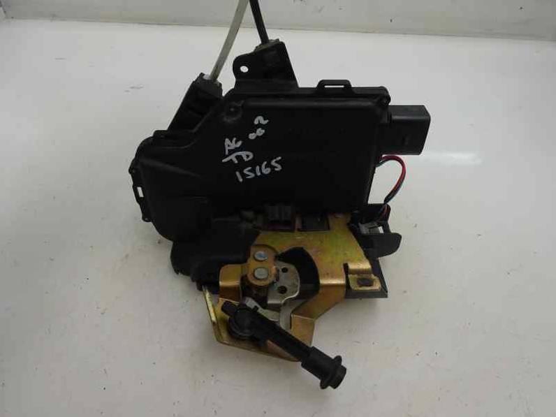 CERRADURA PUERTA TRASERA DERECHA AUDI A6 BERLINA 1999 1.8 20V TURBO (150 CV)