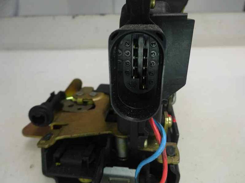 CERRADURA PUERTA DELANTERA DERECHA AUDI A6 BERLINA 1999 1.8 20V TURBO (150 CV)