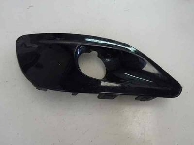 REJILLA PARAGOLPES DERECHA PEUGEOT 308 SW 2017 1.6 BLUE-HDI FAP (120 CV)