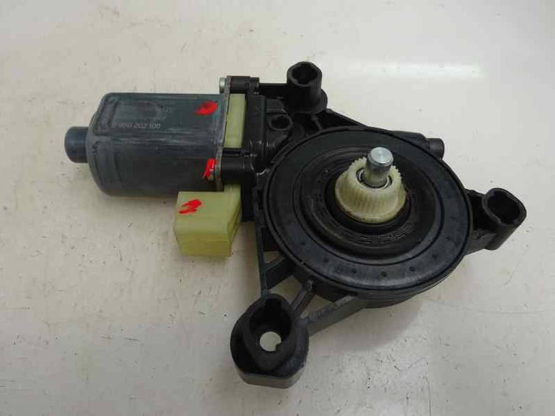 MOTOR ELEVALUNAS DELANTERO DERECHO VOLKSWAGEN GOLF VII LIM 2016 1.4 16V TSI (125 CV)