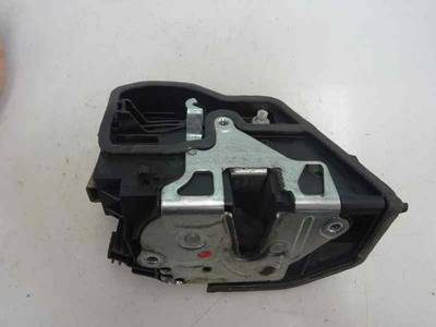 CERRADURA PUERTA TRASERA DERECHA BMW SERIE 1 BERLINA 2008 2.0 TURBODIESEL (143 CV)