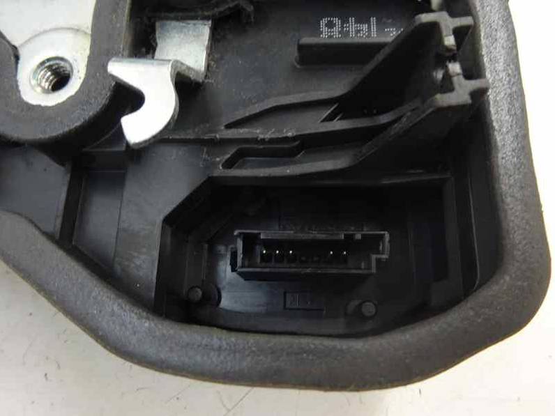 CERRADURA PUERTA TRASERA DERECHA BMW SERIE 1 BERLINA 2008 2.0 TURBODIESEL (143 CV)