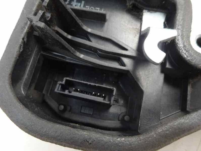 CERRADURA PUERTA TRASERA IZQUIERDA BMW SERIE 1 BERLINA 2008 2.0 TURBODIESEL (143 CV)