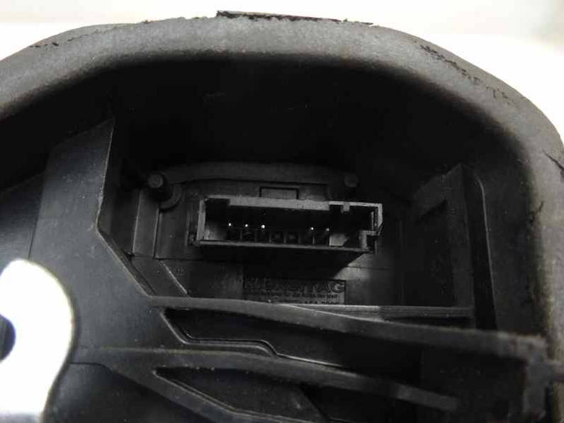 CERRADURA PUERTA DELANTERA IZQUIERDA BMW SERIE 1 BERLINA 2008 2.0 TURBODIESEL (143 CV)