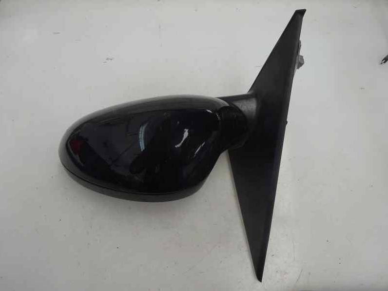 RETROVISOR IZQUIERDO BMW SERIE 1 BERLINA 2008 2.0 TURBODIESEL (143 CV)