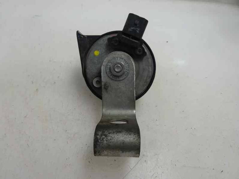 CLAXON BMW SERIE 1 BERLINA 2008 2.0 TURBODIESEL (143 CV)