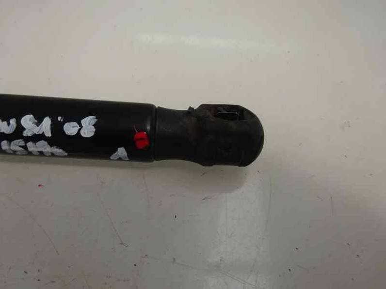 AMORTIGUADOR MALETERO PORTON BMW SERIE 1 BERLINA 2008 2.0 TURBODIESEL (143 CV)