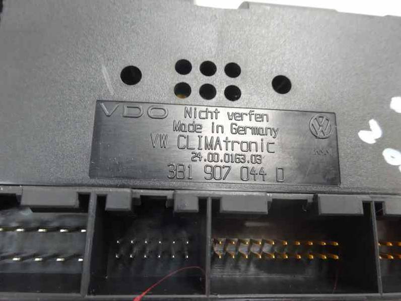 MANDO CLIMATIZADOR VOLKSWAGEN PASSAT BERLINA 2000 1.9 TDI (116 CV)