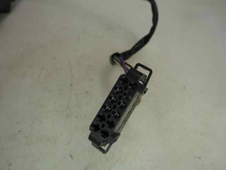 RETROVISOR DERECHO VOLKSWAGEN PASSAT BERLINA 2000 1.9 TDI (116 CV)