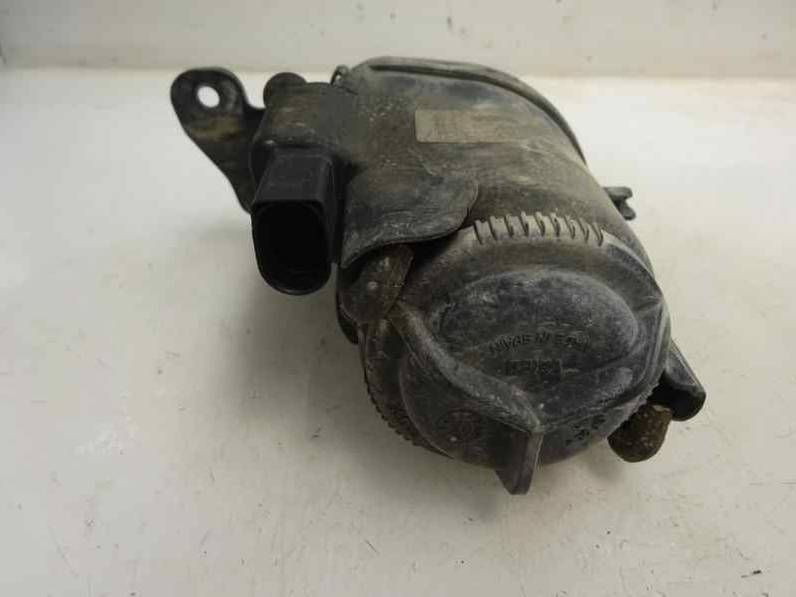 FARO ANTINIEBLA IZQUIERDO AUDI A6 BERLINA 2000 2.5 V6 24V TDI (180 CV)
