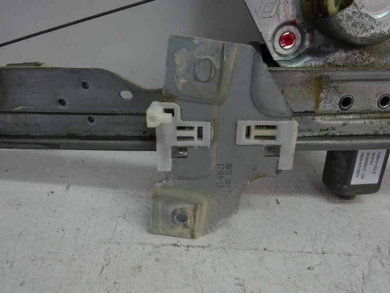 ELEVALUNAS DELANTERO IZQUIERDO DACIA DUSTER 2013 1.5 DCI D FAP (109 CV)