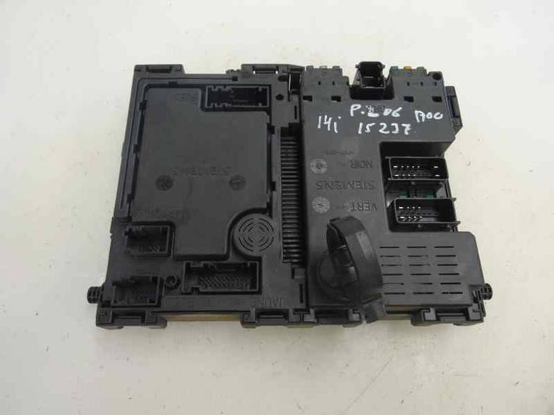 CAJA RELES FUSIBLES PEUGEOT 206 BERLINA 2000 1.4 (75 CV)