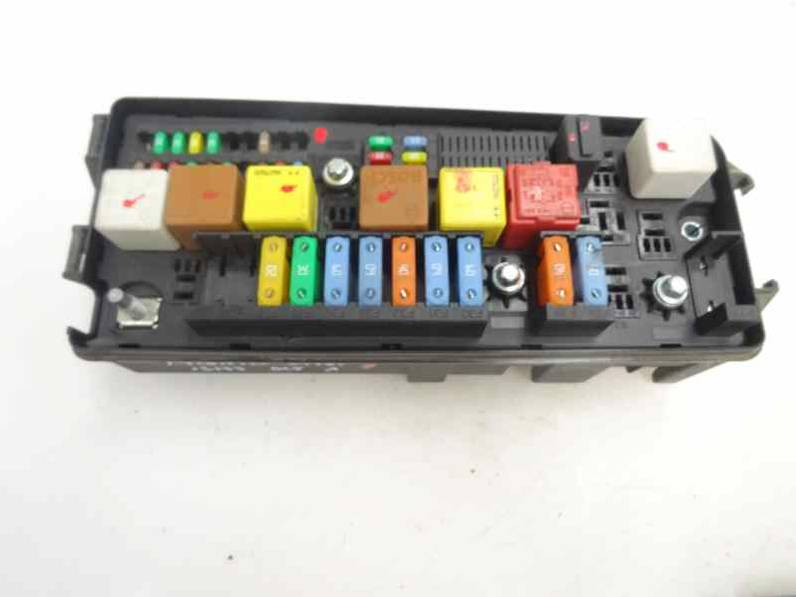 CAJA RELES FUSIBLES OPEL VECTRA C BERLINA 2006 1.9 CDTI (120 CV)