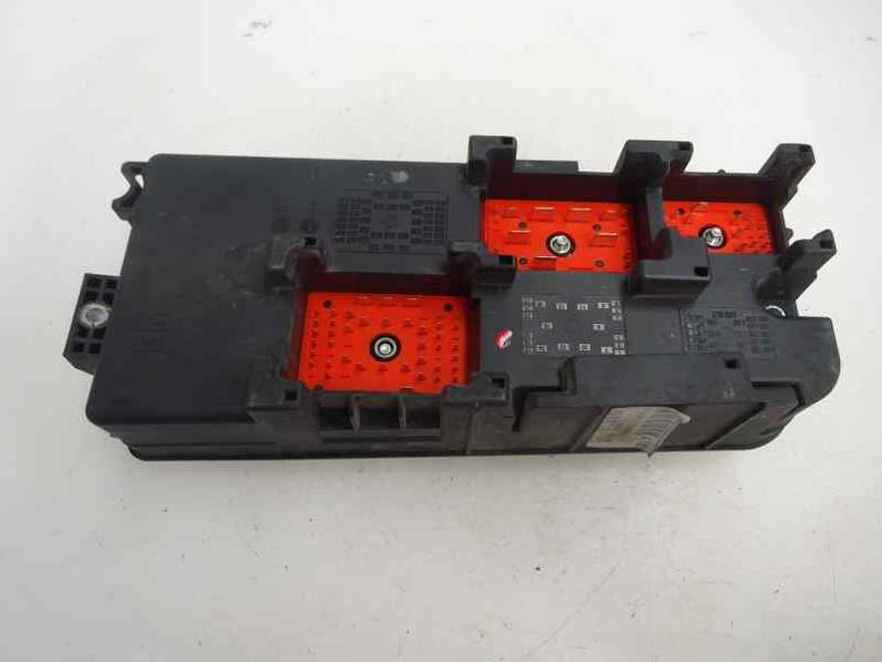 CAJA RELES FUSIBLES OPEL VECTRA C BERLINA 2006 1.9 CDTI (120 CV)