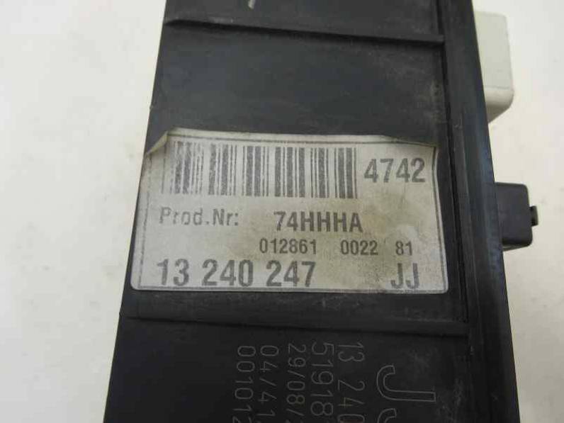 CAJA RELES FUSIBLES OPEL VECTRA C BERLINA 2006 1.9 CDTI (120 CV)