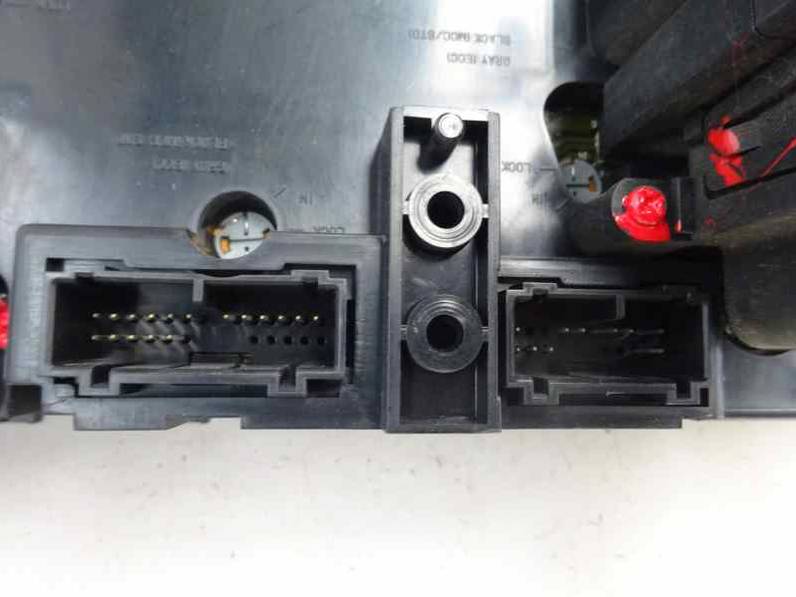 MANDO CLIMATIZADOR VOLVO V70 FAMILIAR 2003 2.4 D (131 CV)