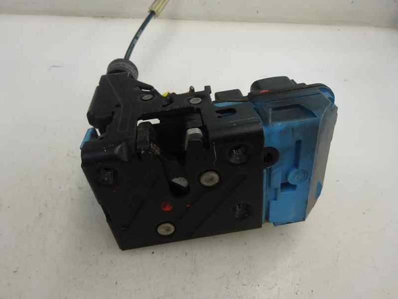 CERRADURA PUERTA DELANTERA DERECHA VOLVO V70 FAMILIAR 2003 2.4 D (131 CV)