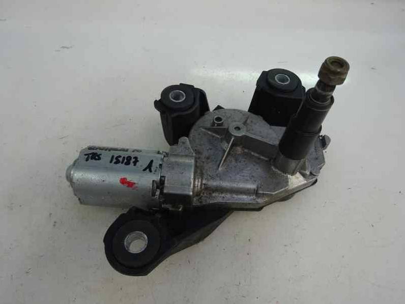 MOTOR LIMPIA TRASERO NISSAN QASHQAI 2010 1.5 DCI TURBODIESEL (106 CV)