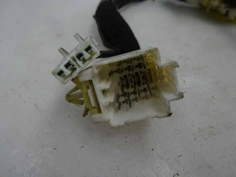 MANDO MULTIFUNCION KIA CARNIVAL II 2006 2.9 CRDI (144 CV)