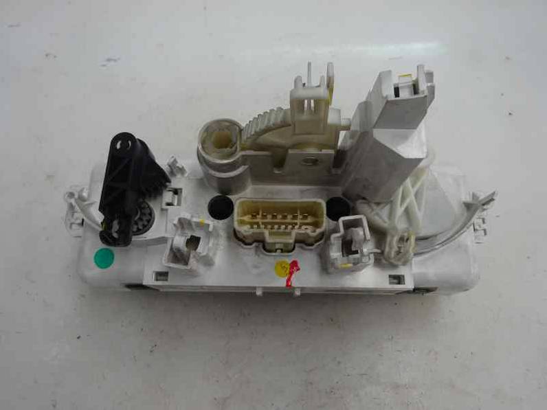 MANDO CALEFACCION AIRE ACONDICIONADO RENAULT CLIO III 2010 1.5 DCI D FAP (86 CV)