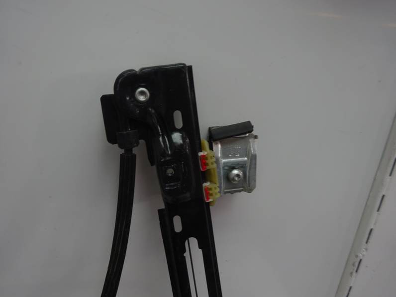 ELEVALUNAS DELANTERO DERECHO SEAT IBIZA SC 2010 1.6 TDI (90 CV)