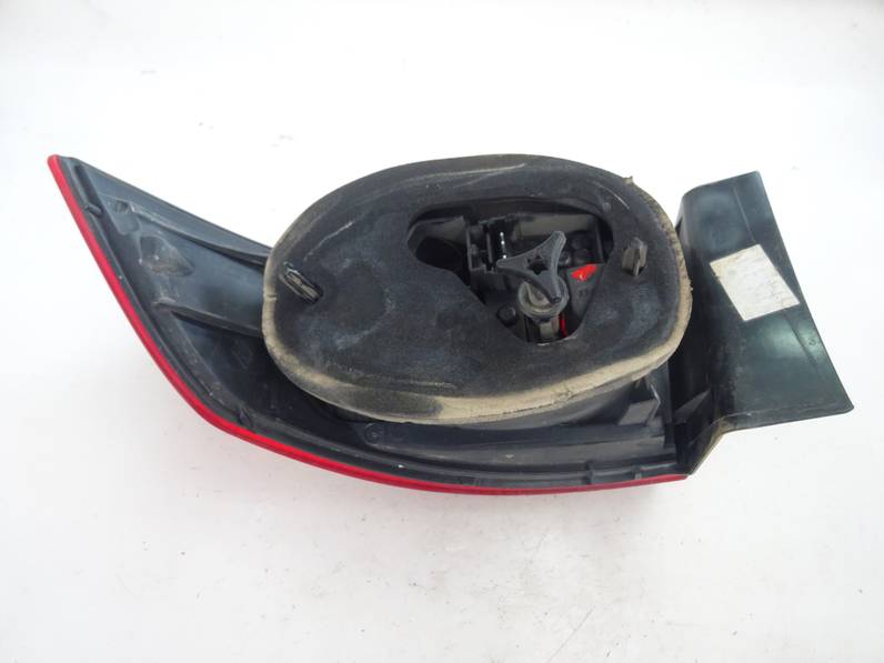 PILOTO TRASERO IZQUIERDO RENAULT LAGUNA II 2006 1.9 DCI D FAP (131 CV)