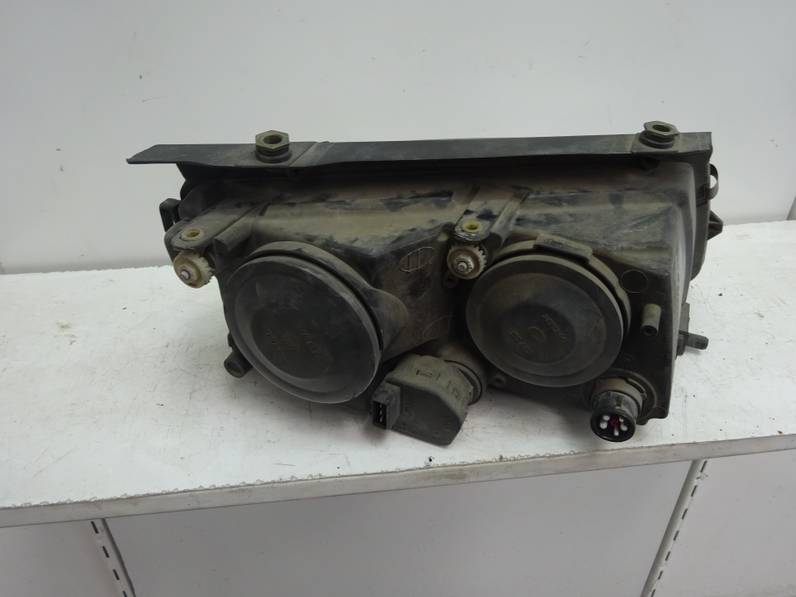 FARO DERECHO VOLKSWAGEN PASSAT BERLINA 2000 1.9 TDI (116 CV)