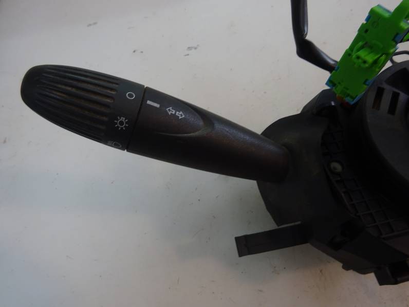 MANDO MULTIFUNCION FIAT PUNTO BERLINA 2005 1.3 JTD (69 CV)