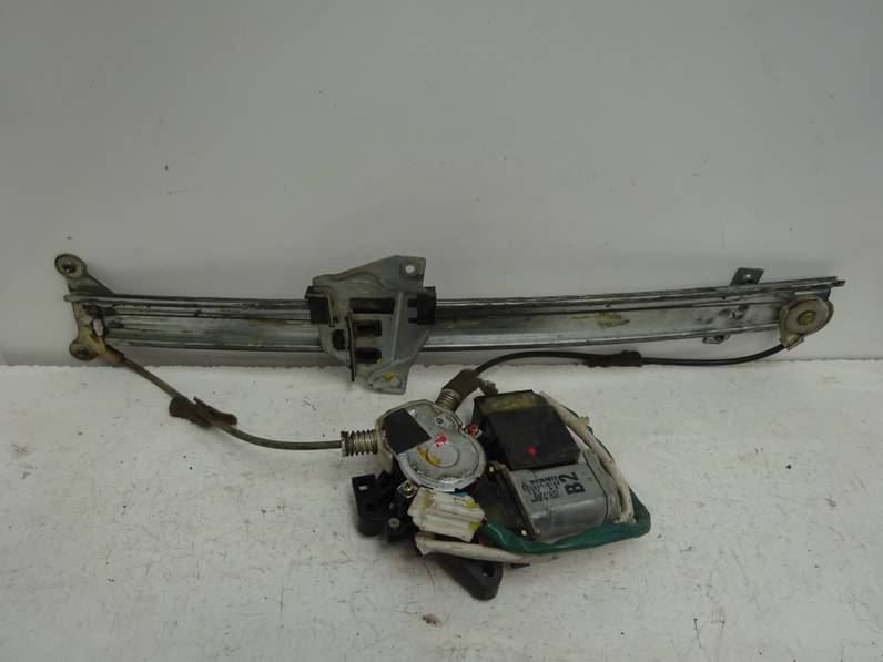 ELEVALUNAS DELANTERO DERECHO MITSUBISHI MONTERO 1997 2.8 TURBODIESEL (125 CV)