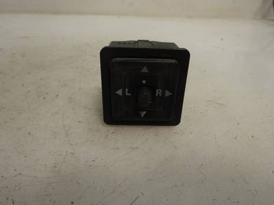 MANDO RETROVISOR MITSUBISHI MONTERO 1997 2.8 TURBODIESEL (125 CV)