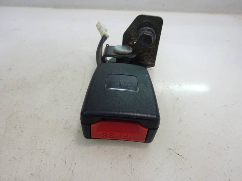 CINTURON SEGURIDAD TRASERO CENTRAL TATA VISTA 2013 1368 (75 CV)