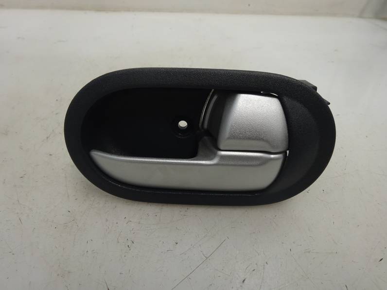 MANETA INTERIOR DELANTERA DERECHA MITSUBISHI COLT BERLINA 5 2006 1.3 (95 CV)