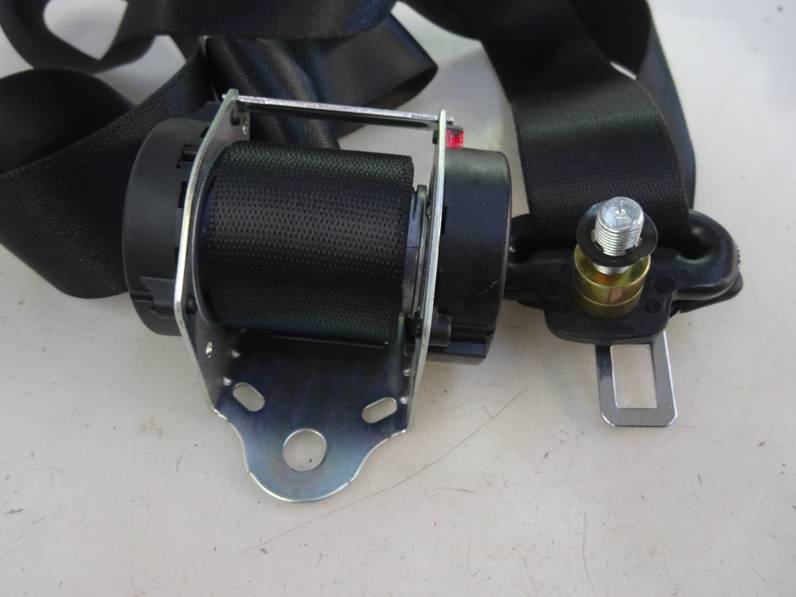 CINTURON SEGURIDAD TRASERO IZQUIERDO MITSUBISHI COLT BERLINA 5 2006 1.3 (95 CV)