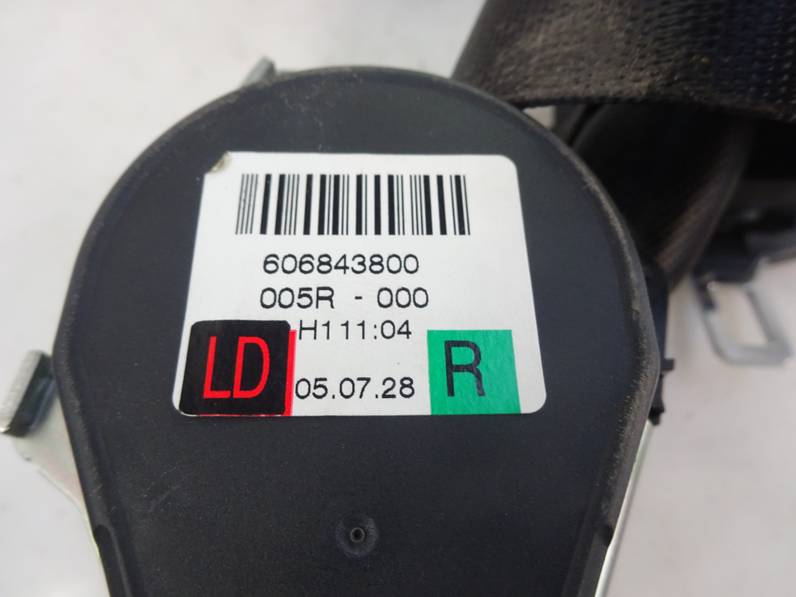 CINTURON SEGURIDAD DELANTERO DERECHO MITSUBISHI COLT BERLINA 5 2006 1.3 (95 CV)