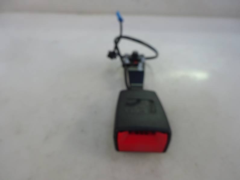 CINTURON SEGURIDAD DELANTERO DERECHO MITSUBISHI COLT BERLINA 5 2006 1.3 (95 CV)