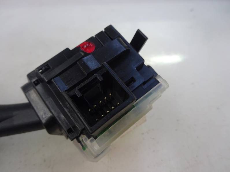 MANDO LUCES MITSUBISHI COLT BERLINA 5 2006 1.3 (95 CV)