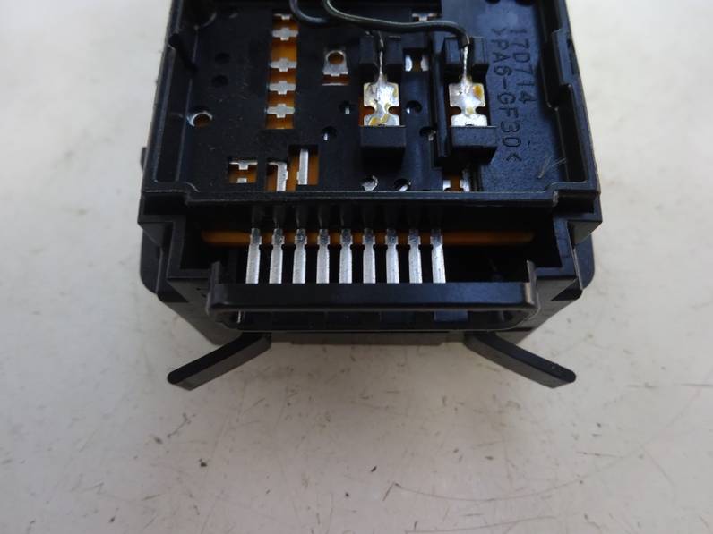 MANDO LIMPIA MITSUBISHI COLT BERLINA 5 2006 1.3 (95 CV)