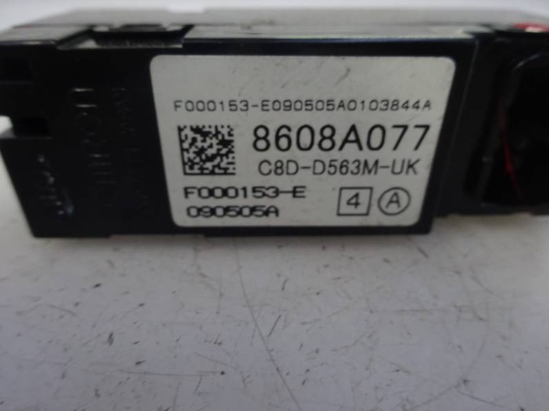 MANDO ELEVALUNAS DELANTERO DERECHO MITSUBISHI COLT BERLINA 5 2006 1.3 (95 CV)