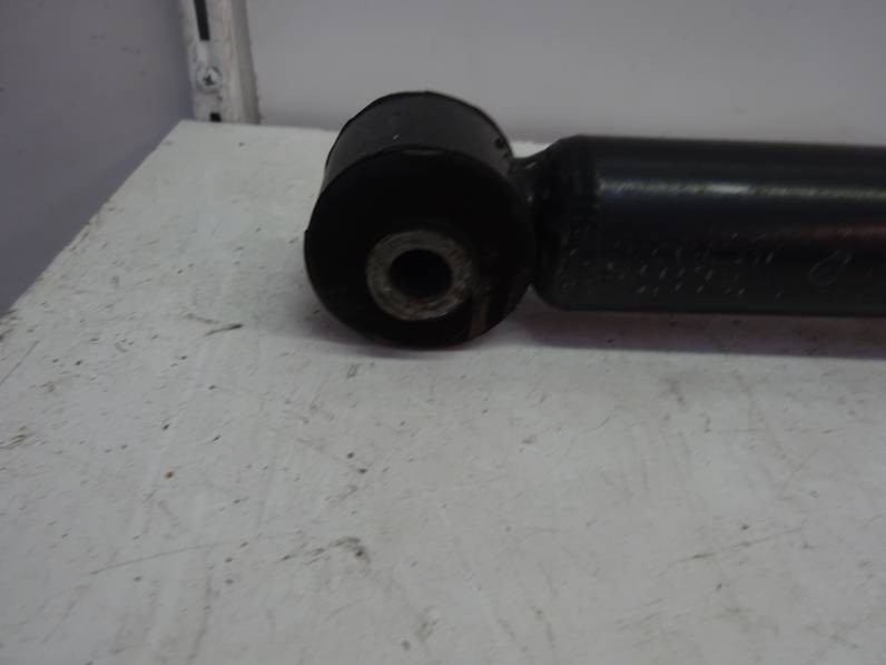 AMORTIGUADOR TRASERO DERECHO MITSUBISHI COLT BERLINA 5 2006 1.3 (95 CV)