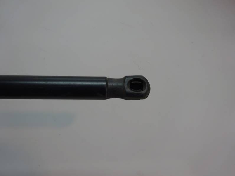 AMORTIGUADOR MALETERO PORTON MITSUBISHI COLT BERLINA 5 2006 1.3 (95 CV)