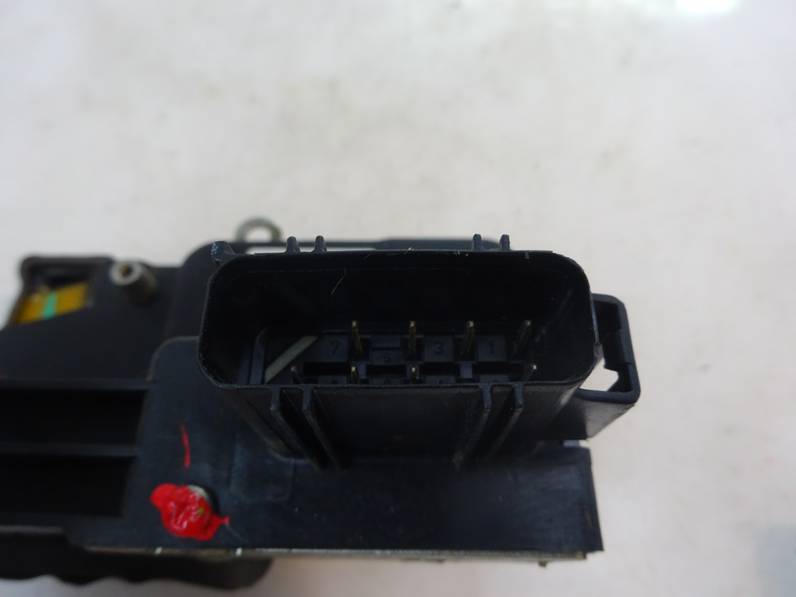 CERRADURA PUERTA DELANTERA IZQUIERDA FORD FIESTA 2006 1.6 TDCI (90 CV)