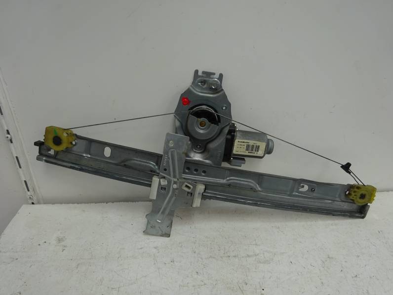 ELEVALUNAS DELANTERO DERECHO PEUGEOT 207 2006 1.4 HDI (68 CV)